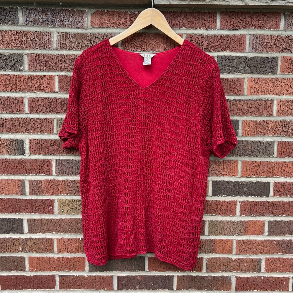 Teddi Woman Red Knitted Open Knit Short Sleeve Layered V Neck Shirt Top - Picture 1 of 2
